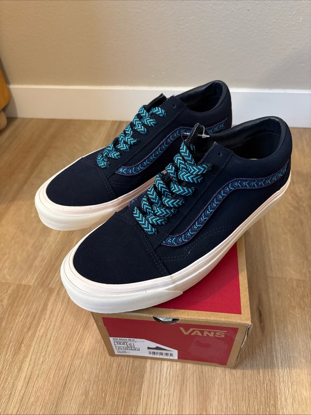 Vans Anaheim Old Skool 36 Men's Navy Sneakers with Turquoise Accents